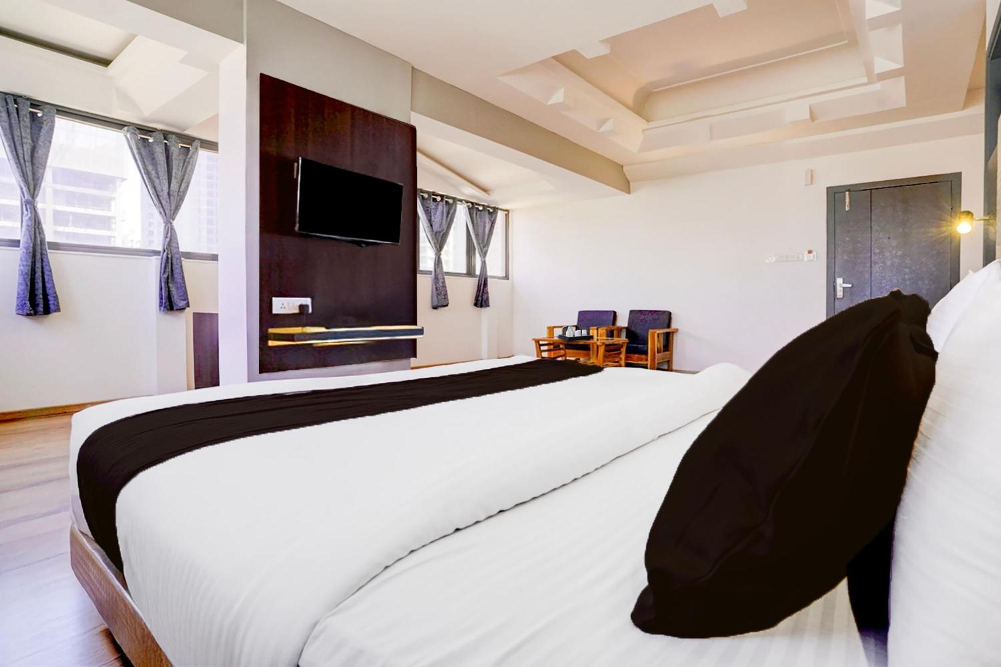 Super Townhouse Bombay Exhibition Centre Goregaon Экстерьер фото