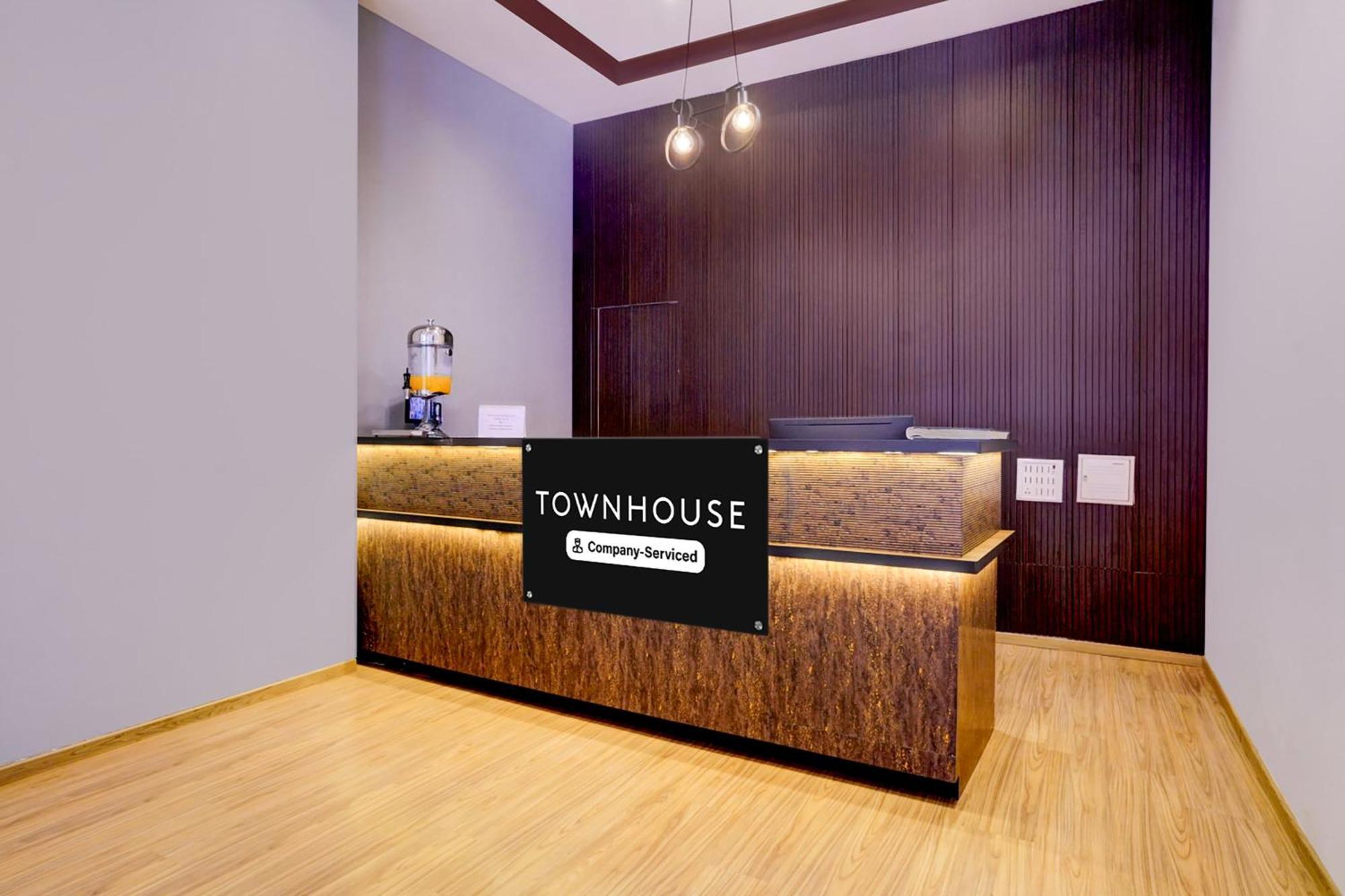 Super Townhouse Bombay Exhibition Centre Goregaon Экстерьер фото