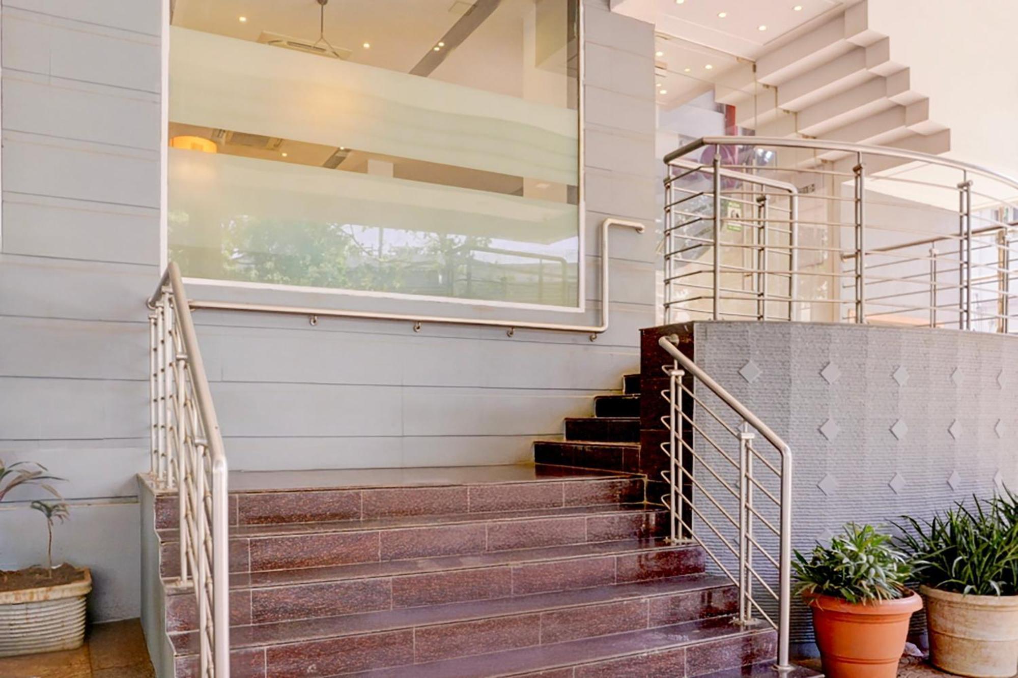 Super Townhouse Bombay Exhibition Centre Goregaon Экстерьер фото